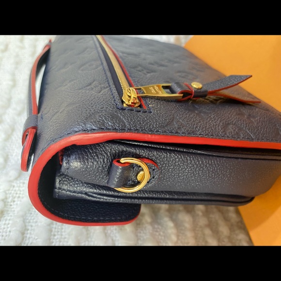 Sold! LV POCHETTE MÉTIS - Picture 7 of 10